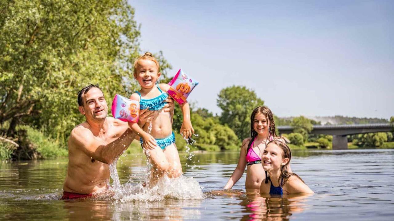 Urlaub Am Regen - Ferienhof Dirnberger Nittenau Extérieur photo